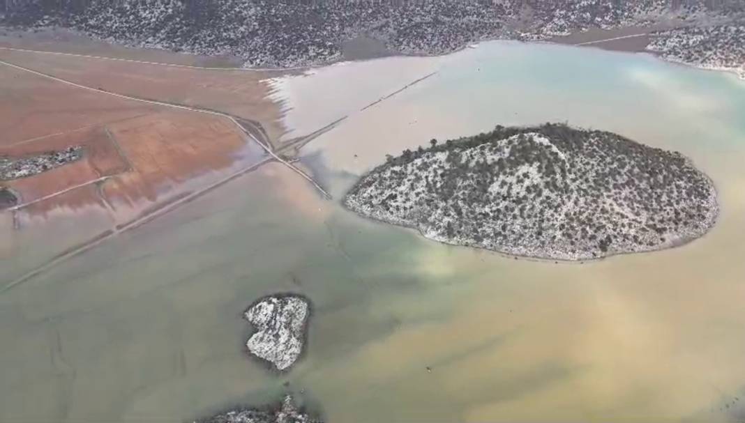 Görüntüler 'Konya'da iki Meke Gölü mü var?' dedirtti! Yine Konya ama adres farklı 4